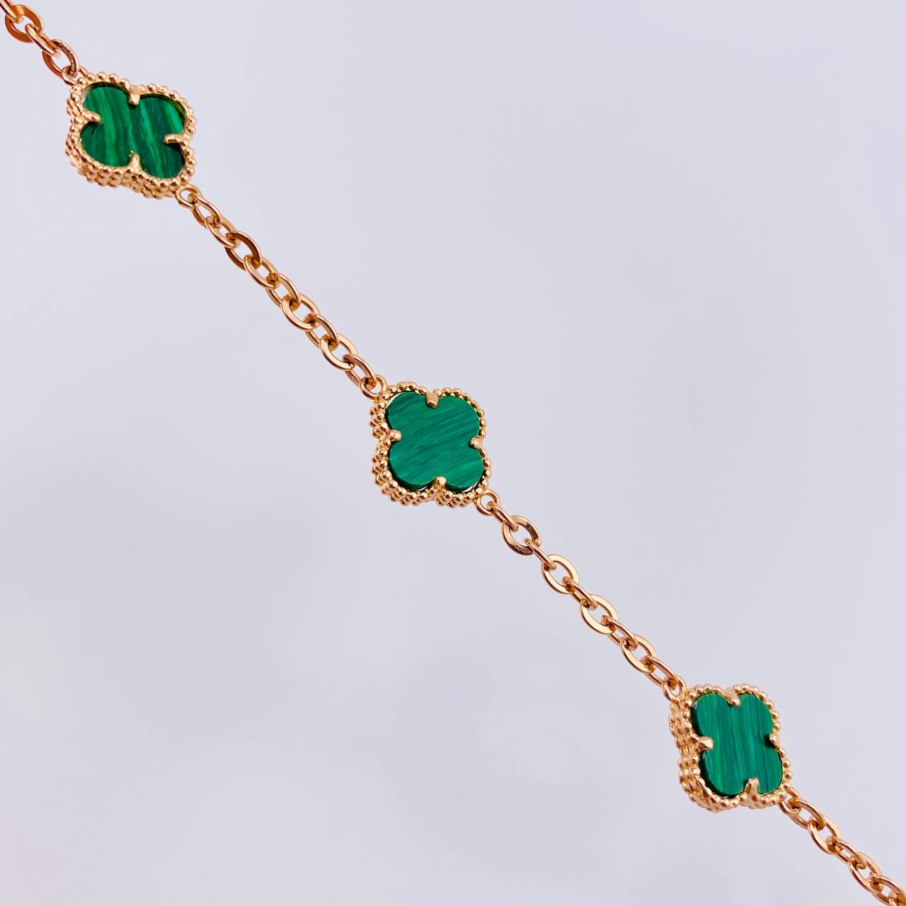 Pulso Aro Seguido Trebol Verde 9.2gr / 8 in / 12mm Oro Amarillo Nac.Esp. 18K ©