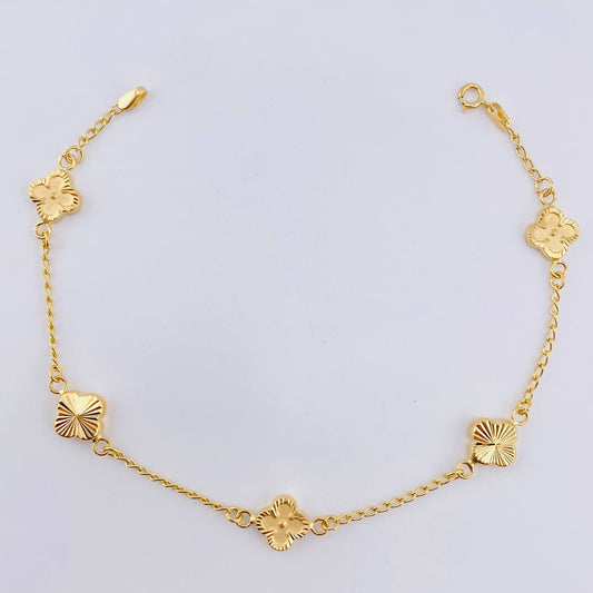 Pulso Aro Seguido Trebol Dorado 3.1gr / 7 1/2 in / 8mm Oro Amarillo 18K ©