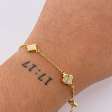 Pulso Aro Seguido Trebol Dorado 3.1gr / 7 1/2 in / 8mm Oro Amarillo 18K ©