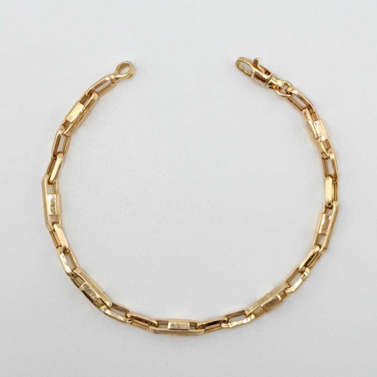 Pulso Rustico 6.8gr / 8 1/2 in / 5mm Oro Amarillo +3 18K