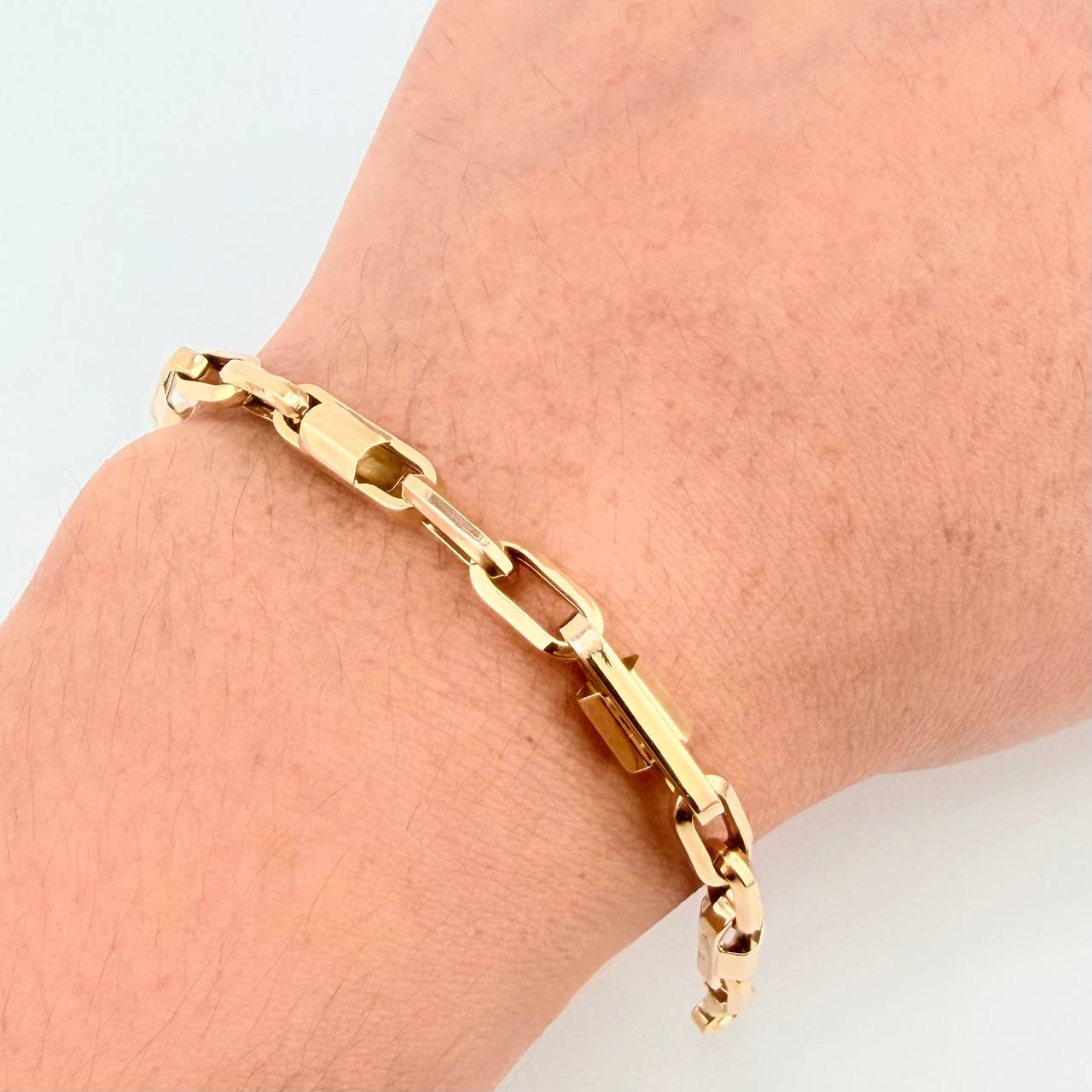 Pulso Rustico 6.85gr / 8 1/2 in / 5mm Oro Amarillo +4 18K ©