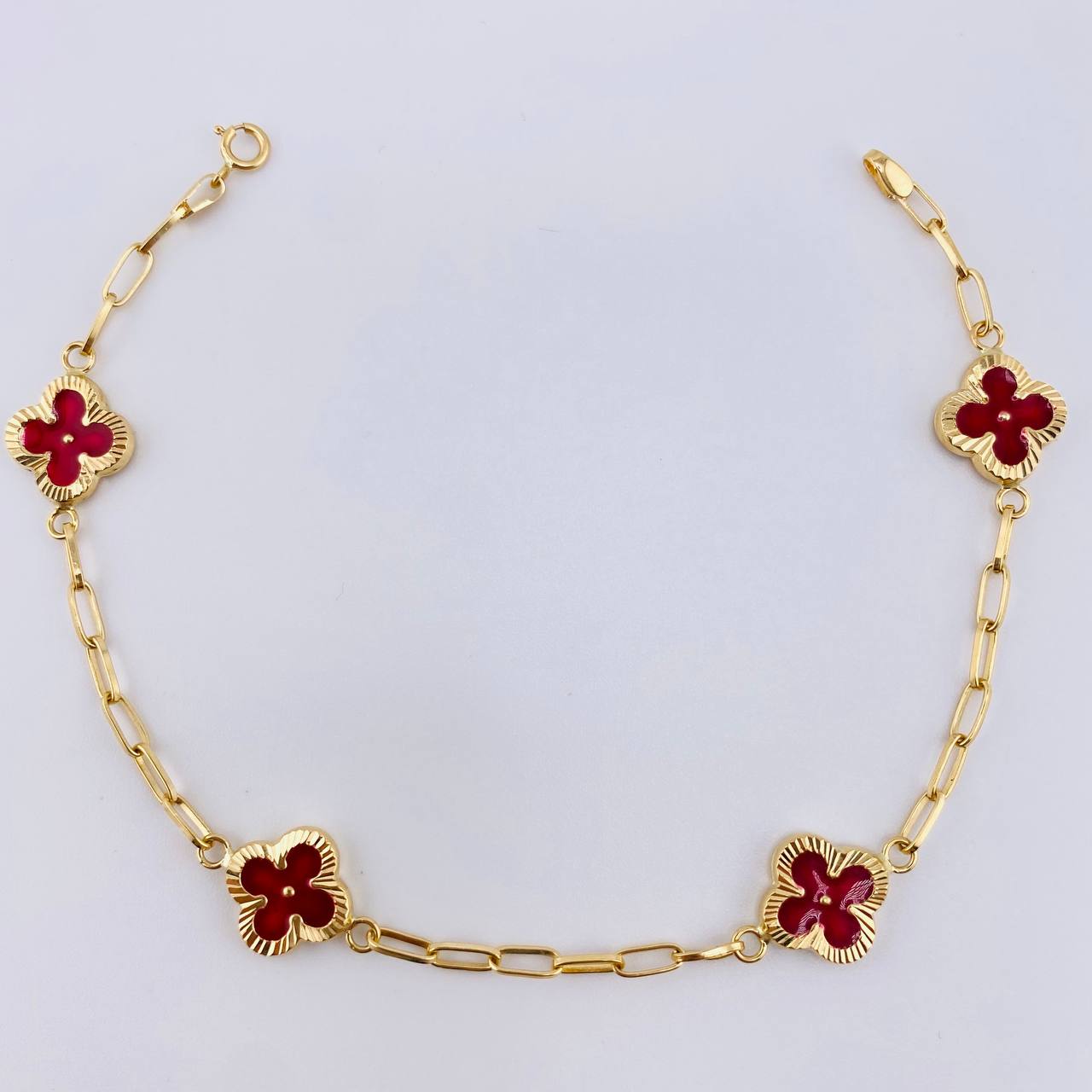 Pulso Cajon Trebol Rojo 3.75gr / 7 in / 10mm Oro Amarillo 18K ©