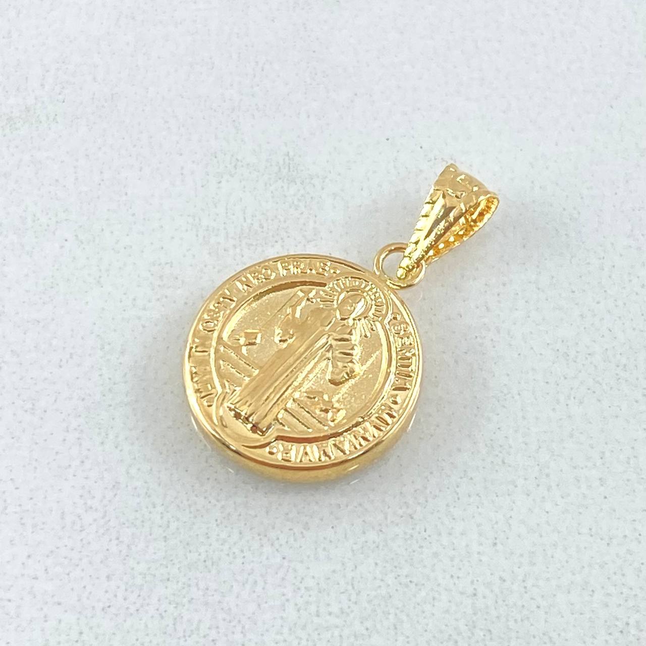 Pendant San Benito 0.85gr / 0.8in / 18K Gold ©
