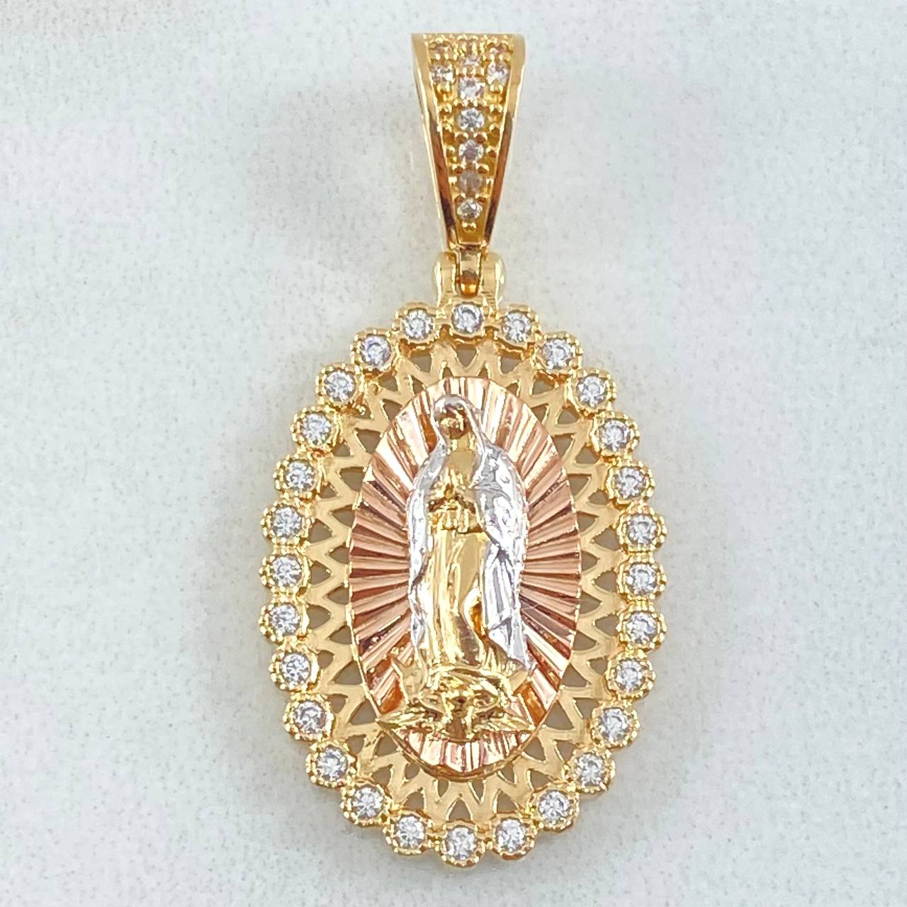 Dije Virgen Guadalupe 4.6gr / 3.5cm / Tres Oros 18K ©