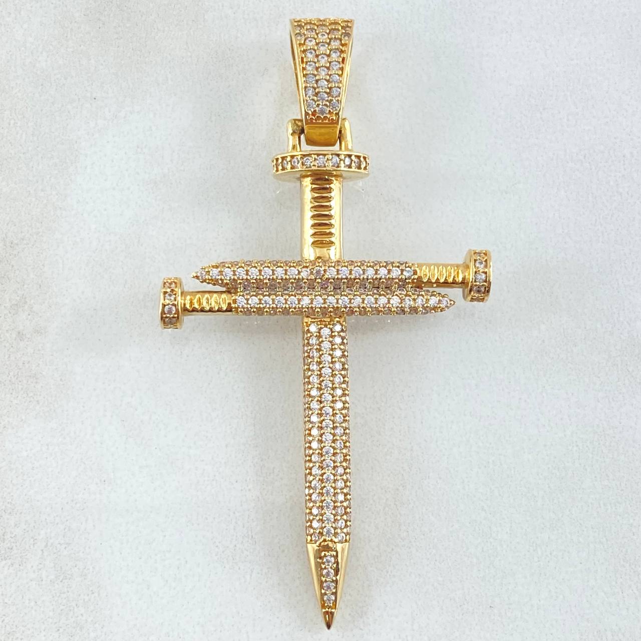 Pendant Nail Cross 7.5gr / 2.4in / 18K Gold ©