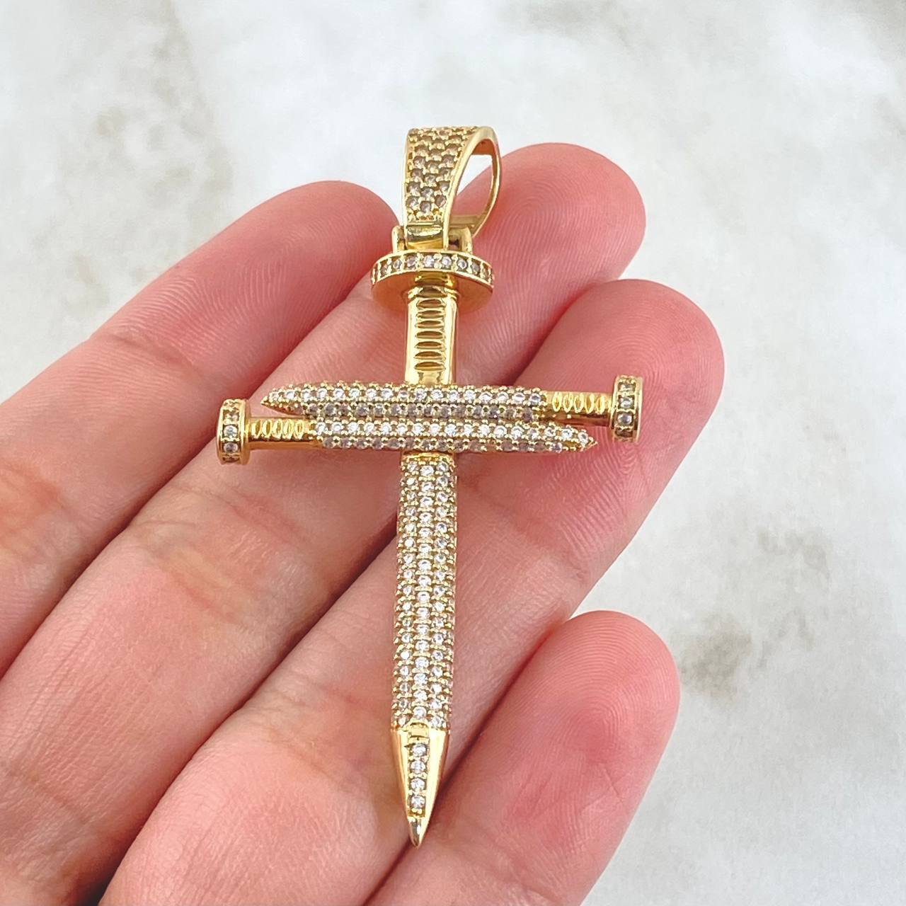 Pendant Nail Cross 7.5gr / 2.4in / 18K Gold ©