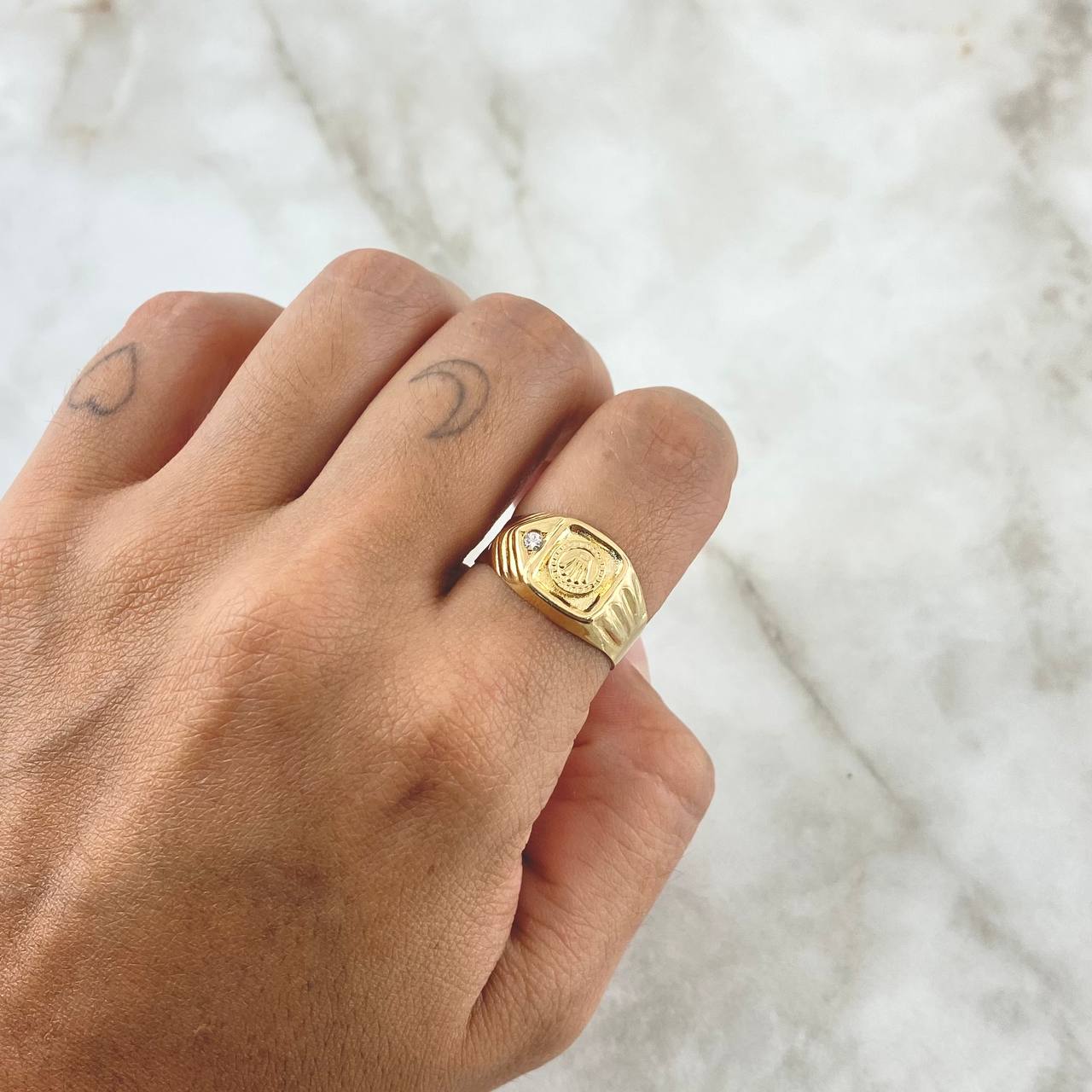 Anillo Sello Corona 2.9gr / T9 1/2 / Oro Amarillo 18K *