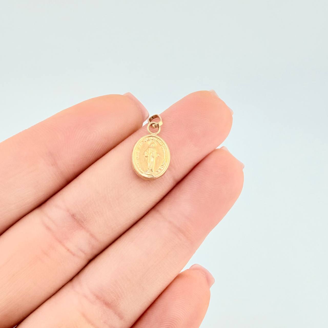 Dije Virgen Milagrosa 0.5 g / 3/4 in Oro Amarillo 18K