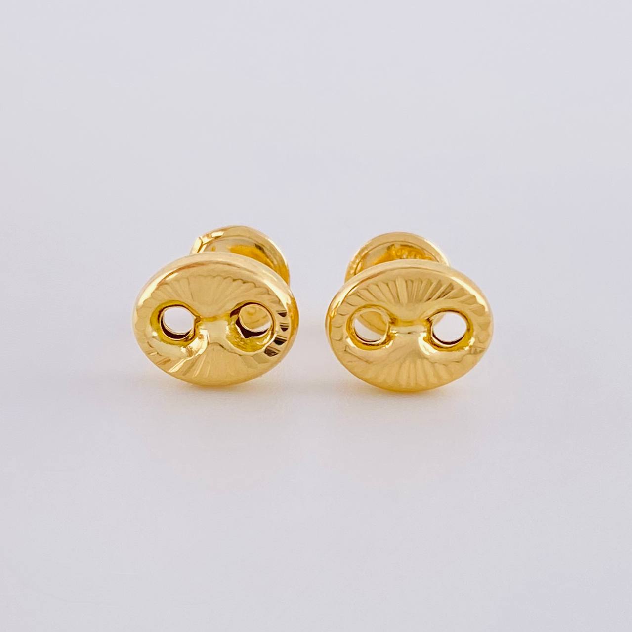 Topos Gc Diamantado 0.7 g / in / 6.55 mm Oro Amarillo 18K