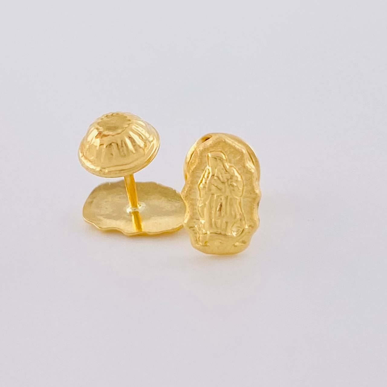 Stud Earrings Virgen De Guadalupe 0.65 g / in / 8.4 mm Yellow Gold 18K