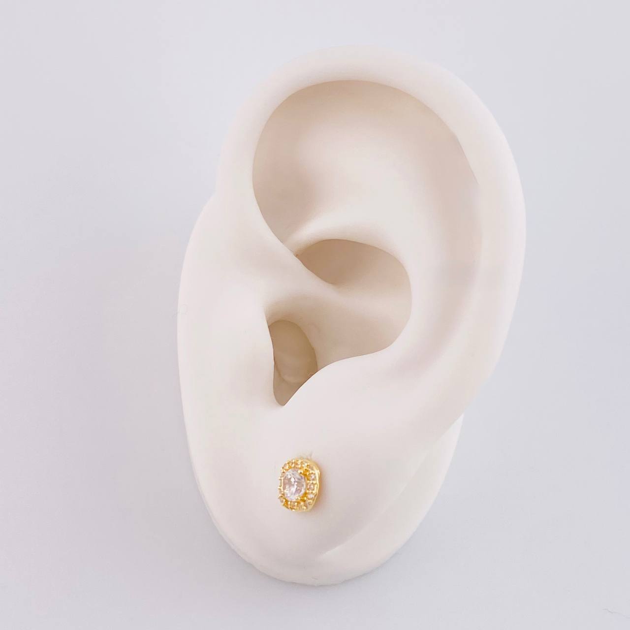 Topos Halo Cuadrado Semicurvo 0.9 g / in / 5.75 mm Oro Amarillo 18K