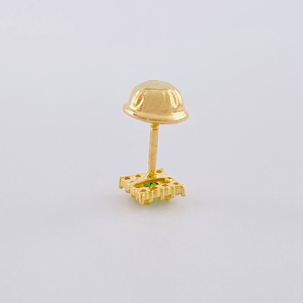 Topo Solitario Halo Cuadrado 0.3 g / in / 4.4 mm Oro Amarillo 18K