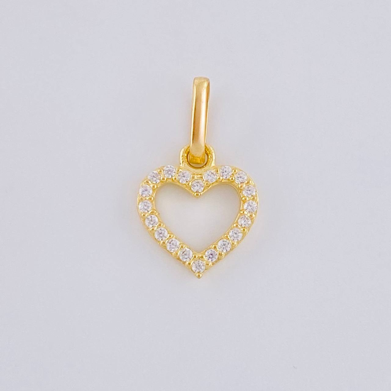 Dije Silueta Corazón 0.6 g / 1/2 in Oro Amarillo 18K
