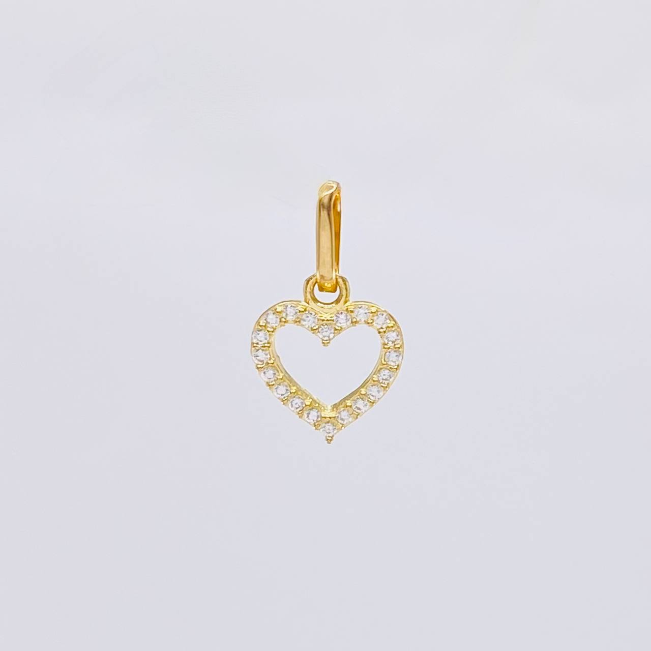 Dije Silueta Corazón 0.6 g / 1/2 in Oro Amarillo 18K