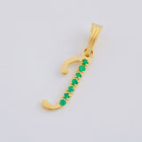 Dije Letra J Cursiva Esmeraldas 11Pts 0.8 g / 1 1/4 in Oro Amarillo 18K