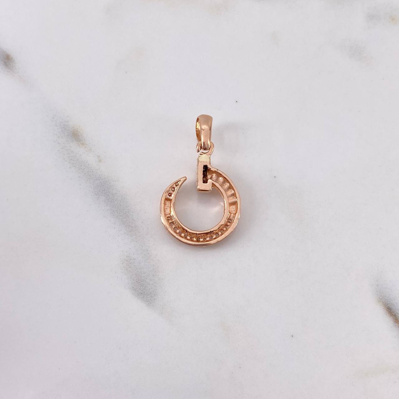 Dije Clavo 2.6gr / 2.6cm / Circones Blancos Oro Rosa 18K $