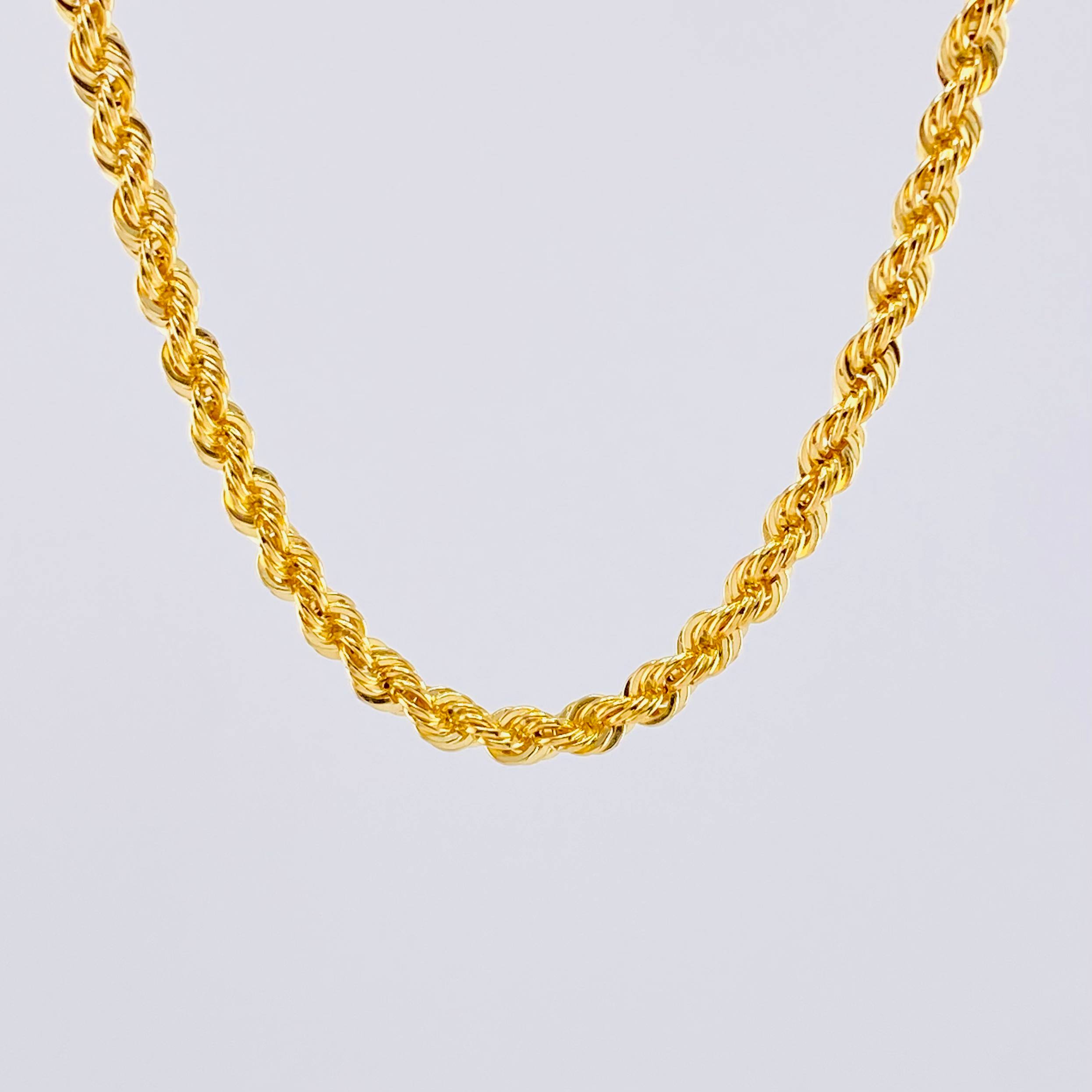 Cadena Lazo 13.65gr / 23 1/2 in / 4.4mm Oro Amarillo +3 18K