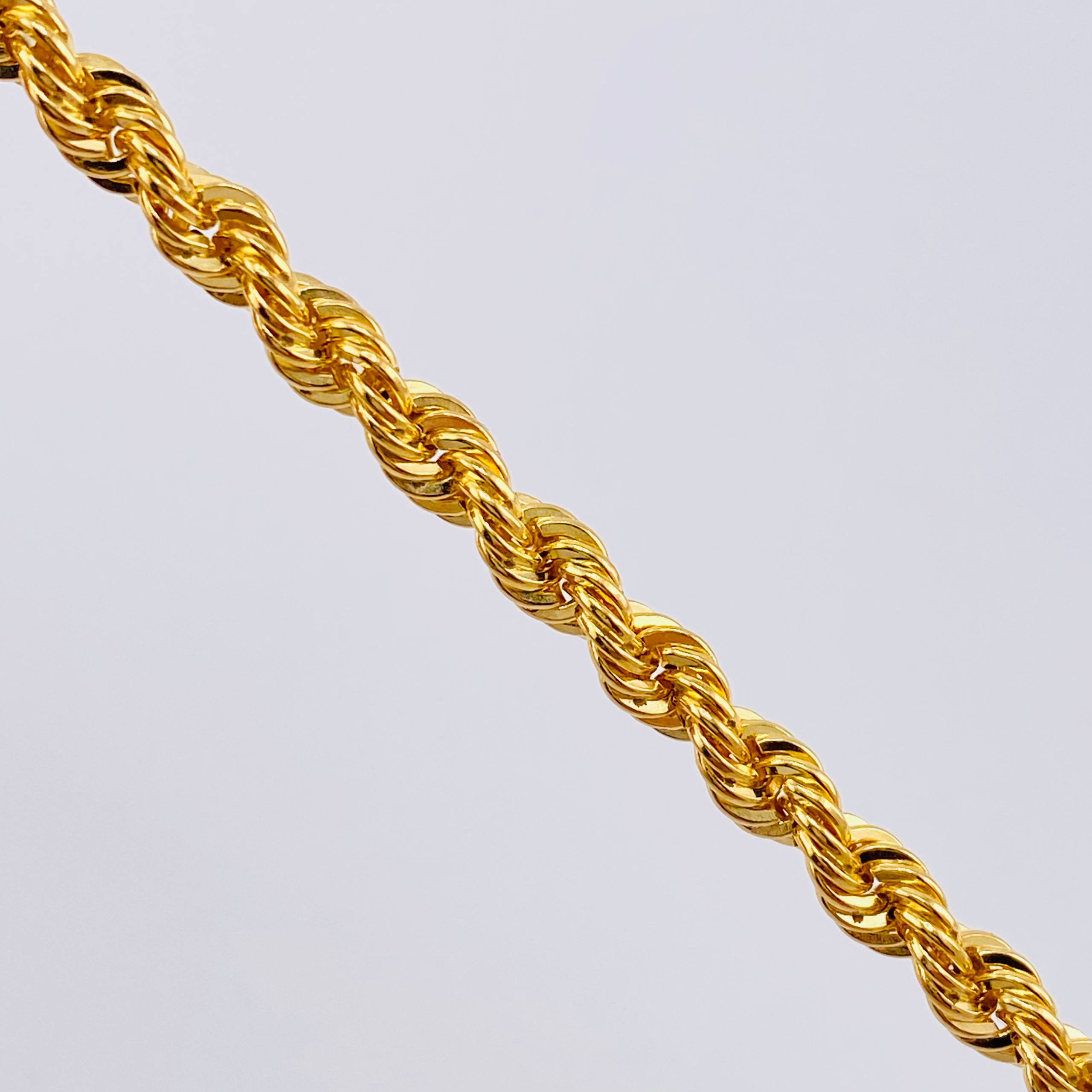 Cadena Lazo 13.65gr / 23 1/2 in / 4.4mm Oro Amarillo +3 18K