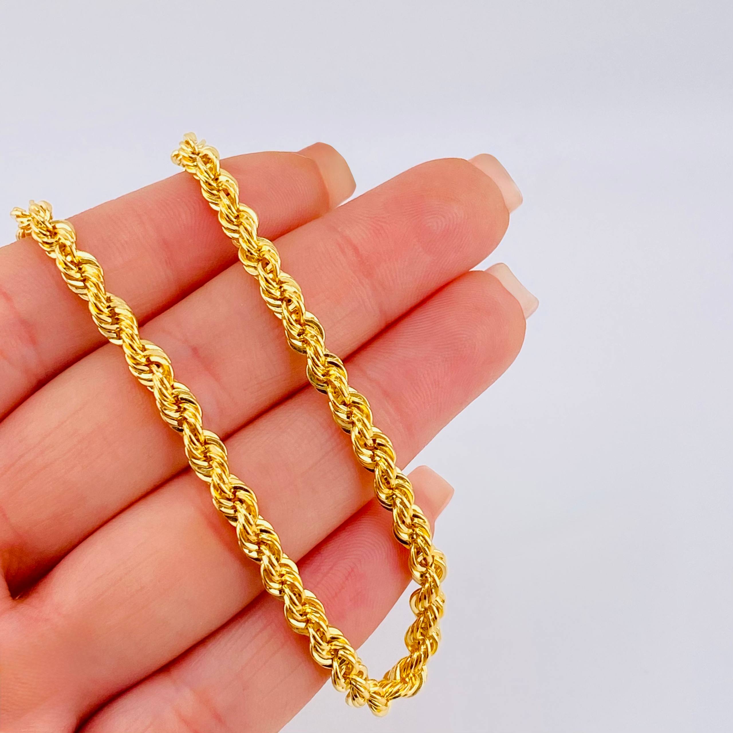 Cadena Lazo 13.65gr / 23 1/2 in / 4.4mm Oro Amarillo +3 18K