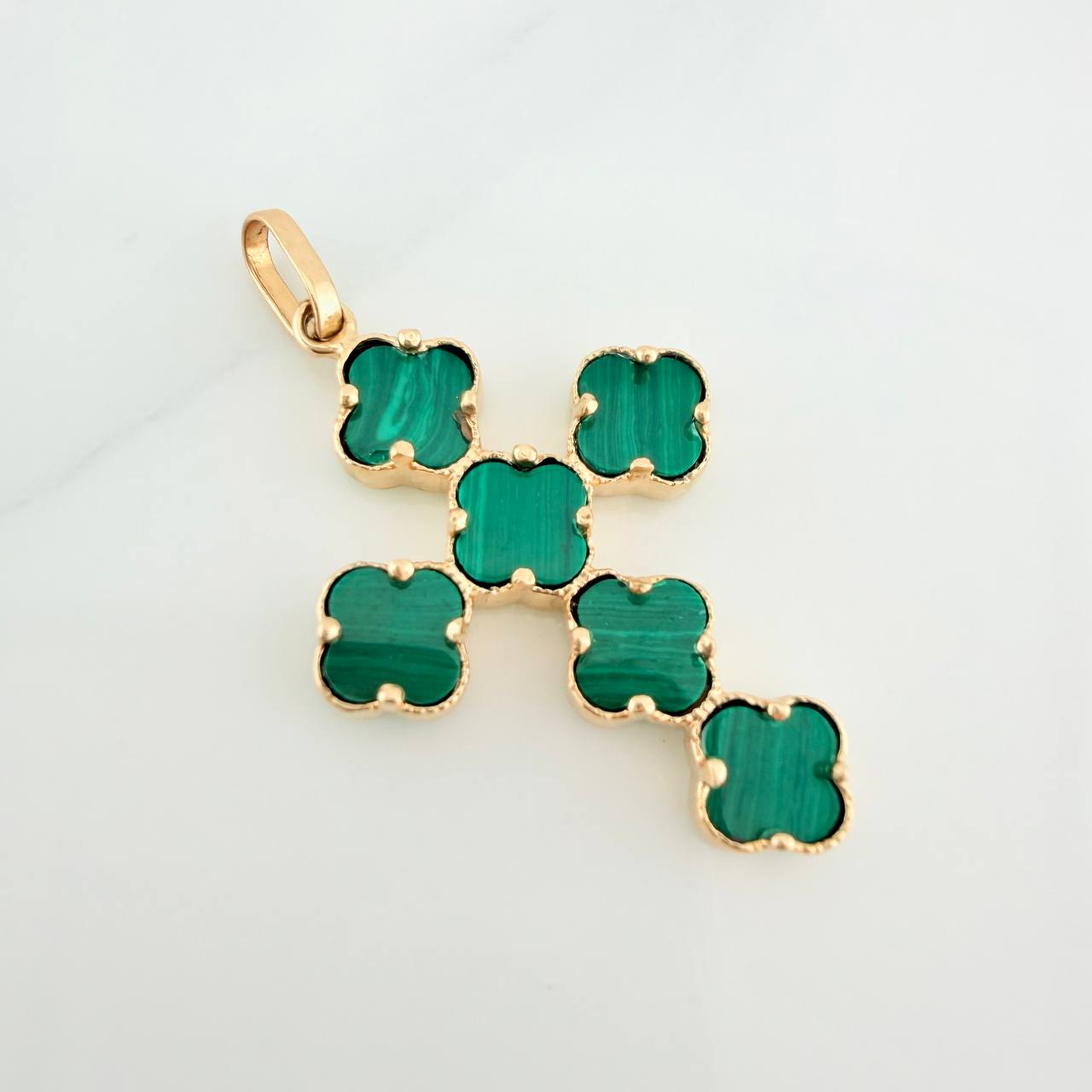 Clover Cross Pendant 2.55gr / 1 1/2 in / Yellow Gold Nac.Esp. 18K %