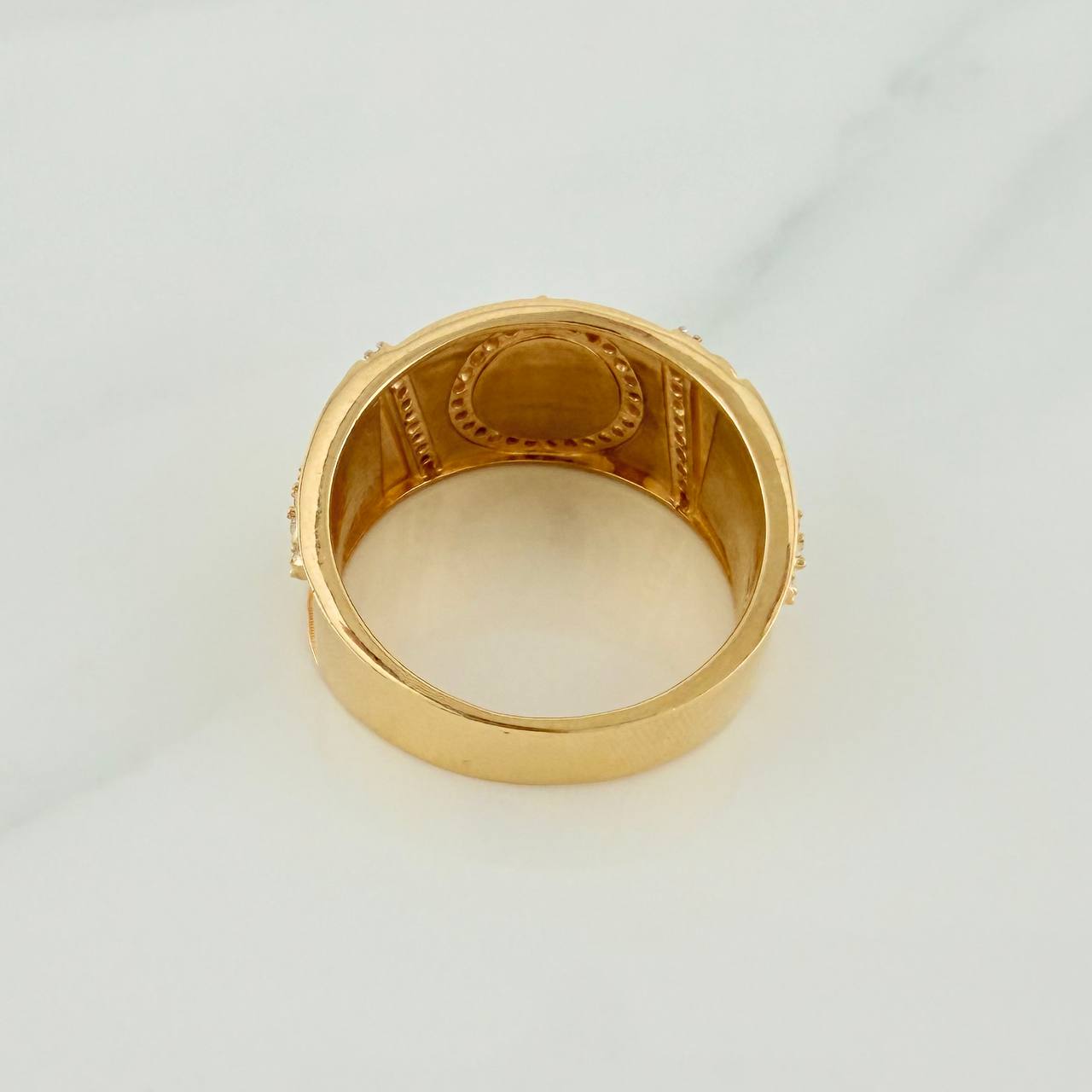 Anchor Ring 10.5gr / T10 / Three 18K Golds $