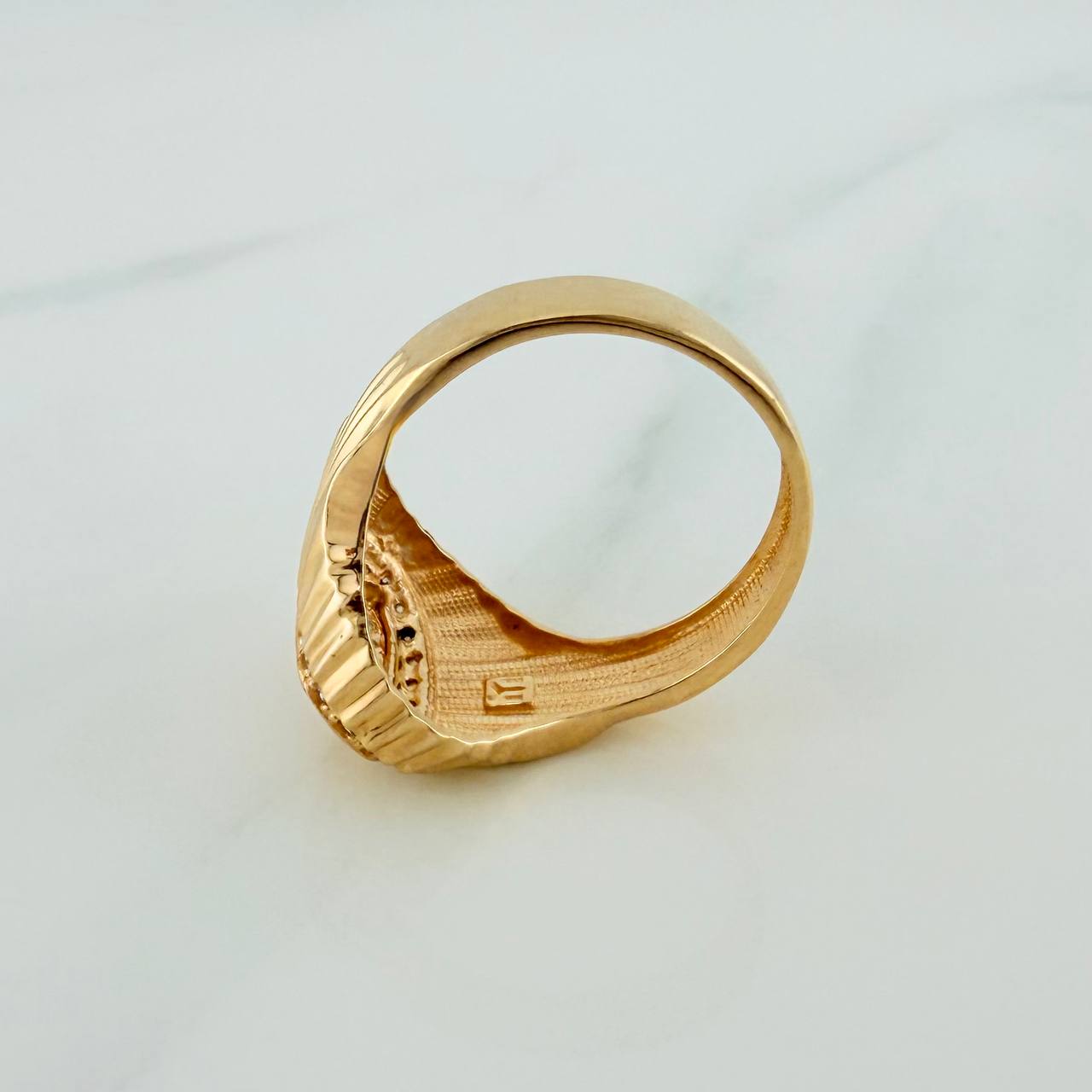 Anillo Virgen Guadalupe 4.55 g / T6 Oro Amarillo 18K