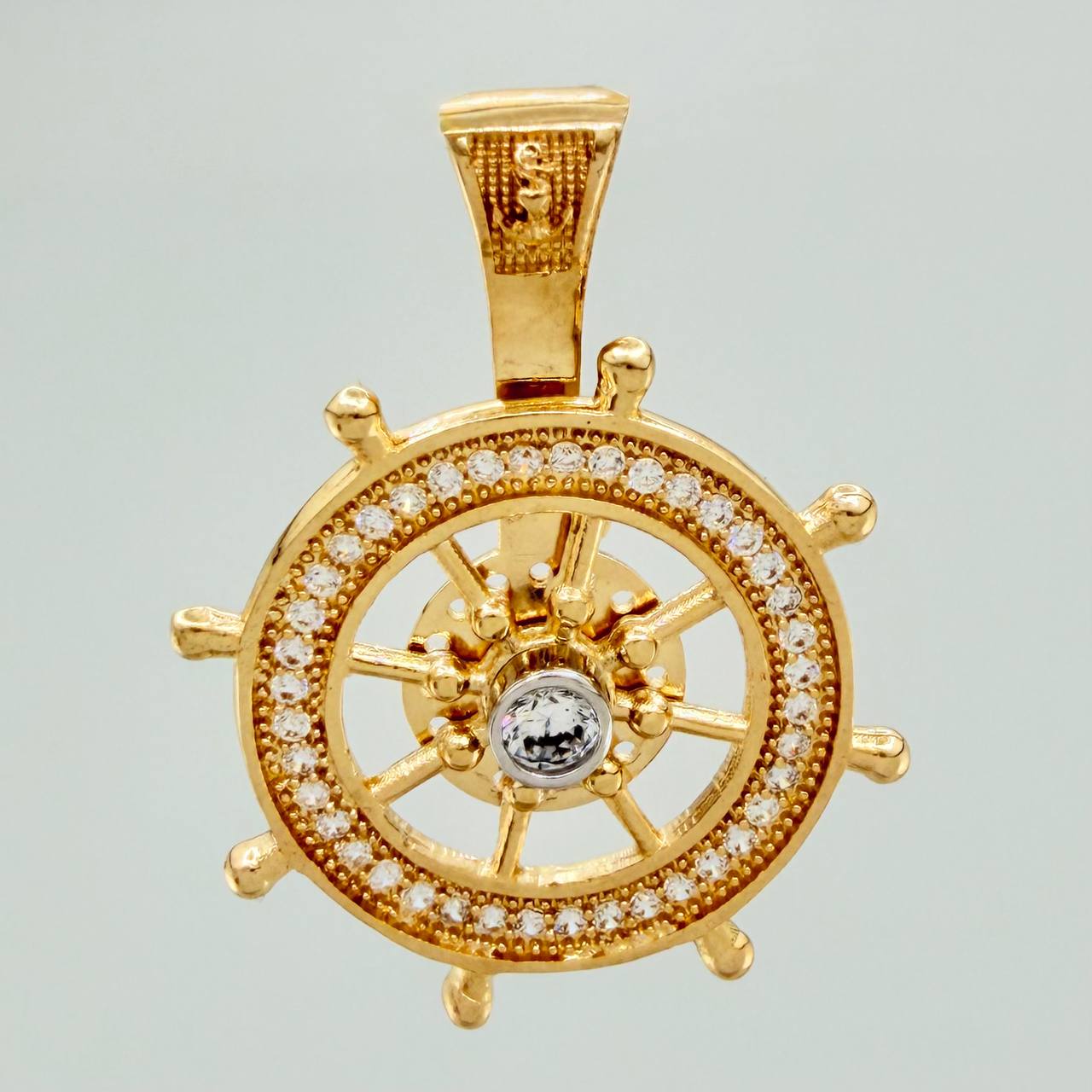 Pendant Helm 4.8gr / 1 1/4 in / Two-tone Yellow White Gold 18K $