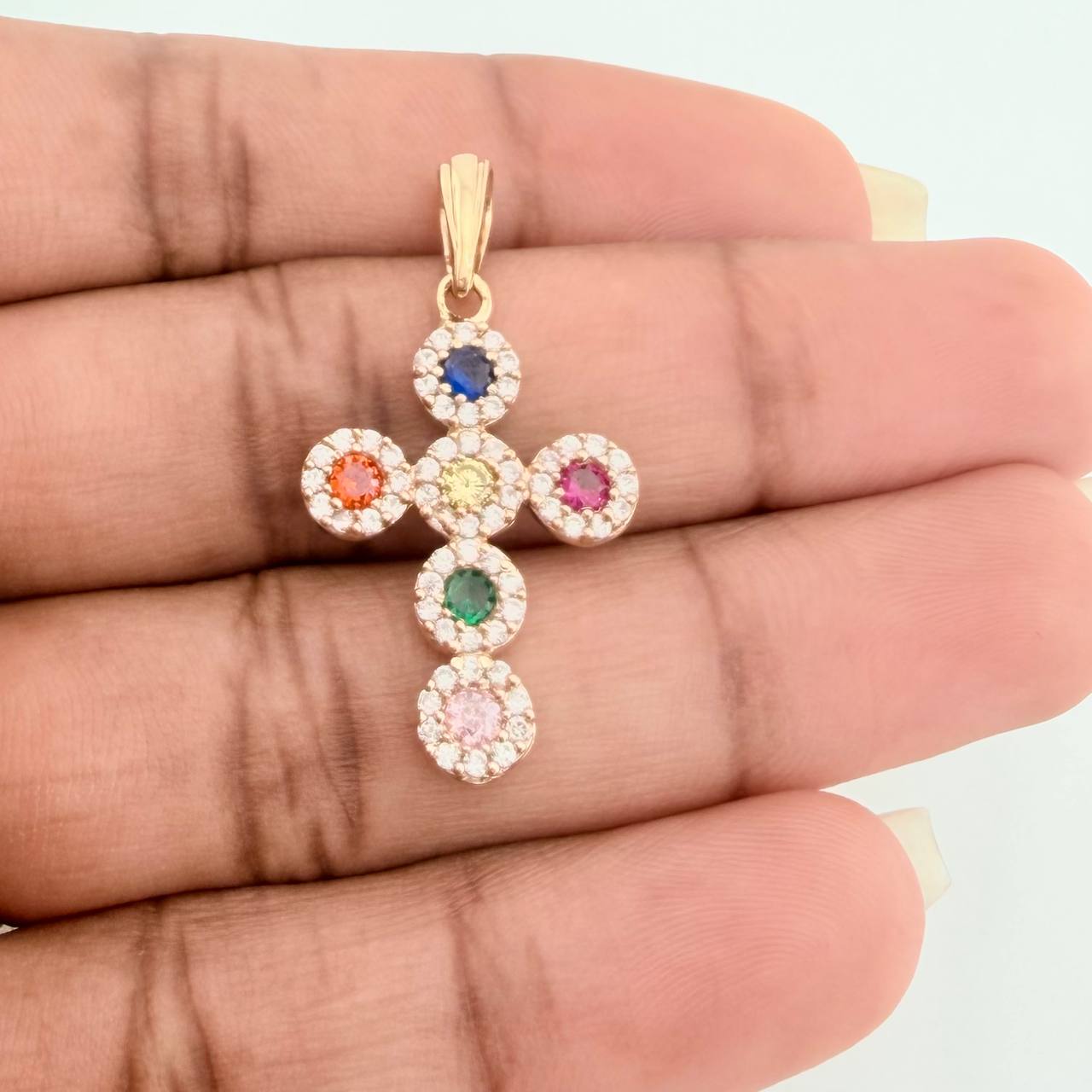 Dije Cruz Tupida 2.5gr / 1 1/2 in / Oro Amarillo 18K $