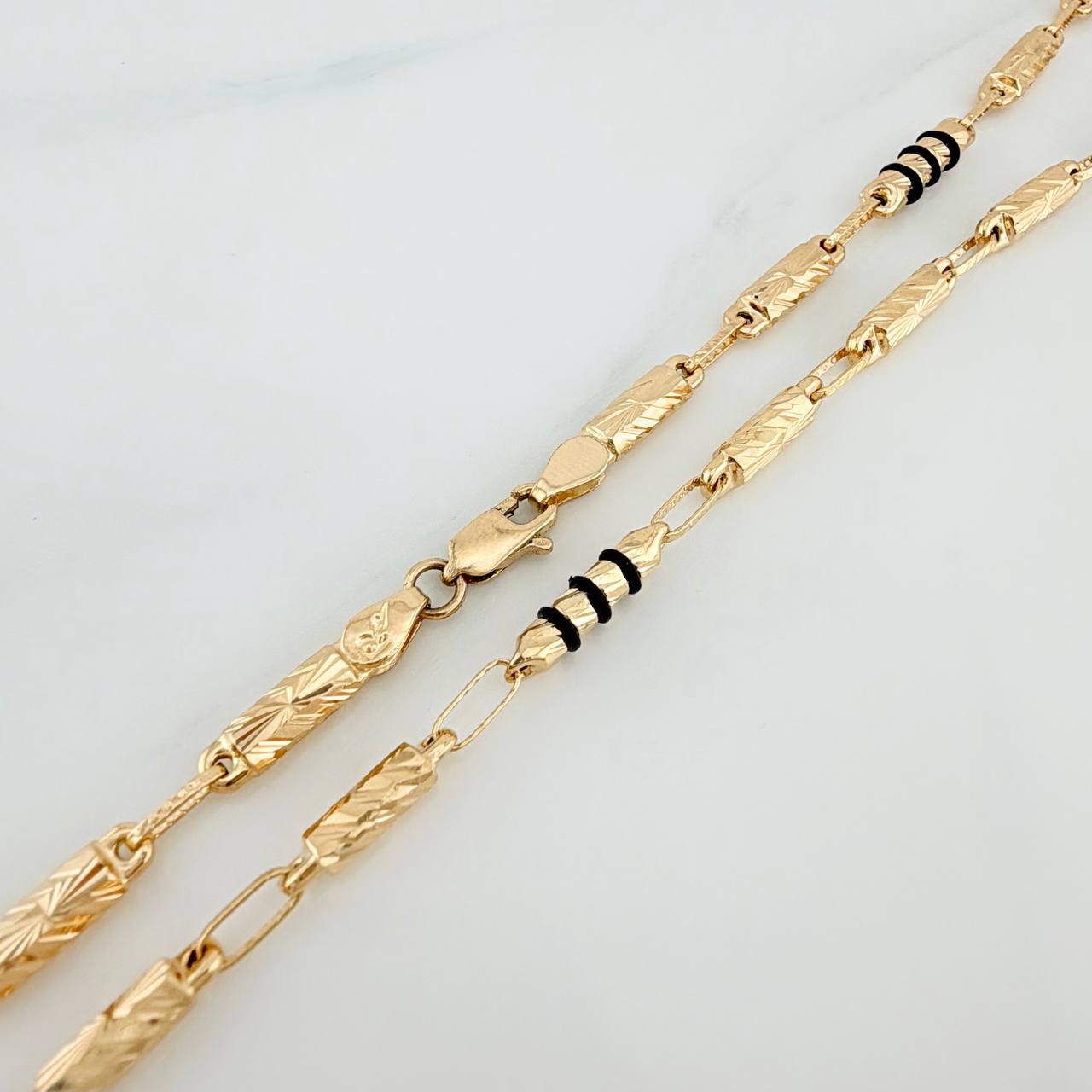 Cadena Rustica Cilindro 12.8gr / 24 in / 3.4mm Oro Amarillo 18K %