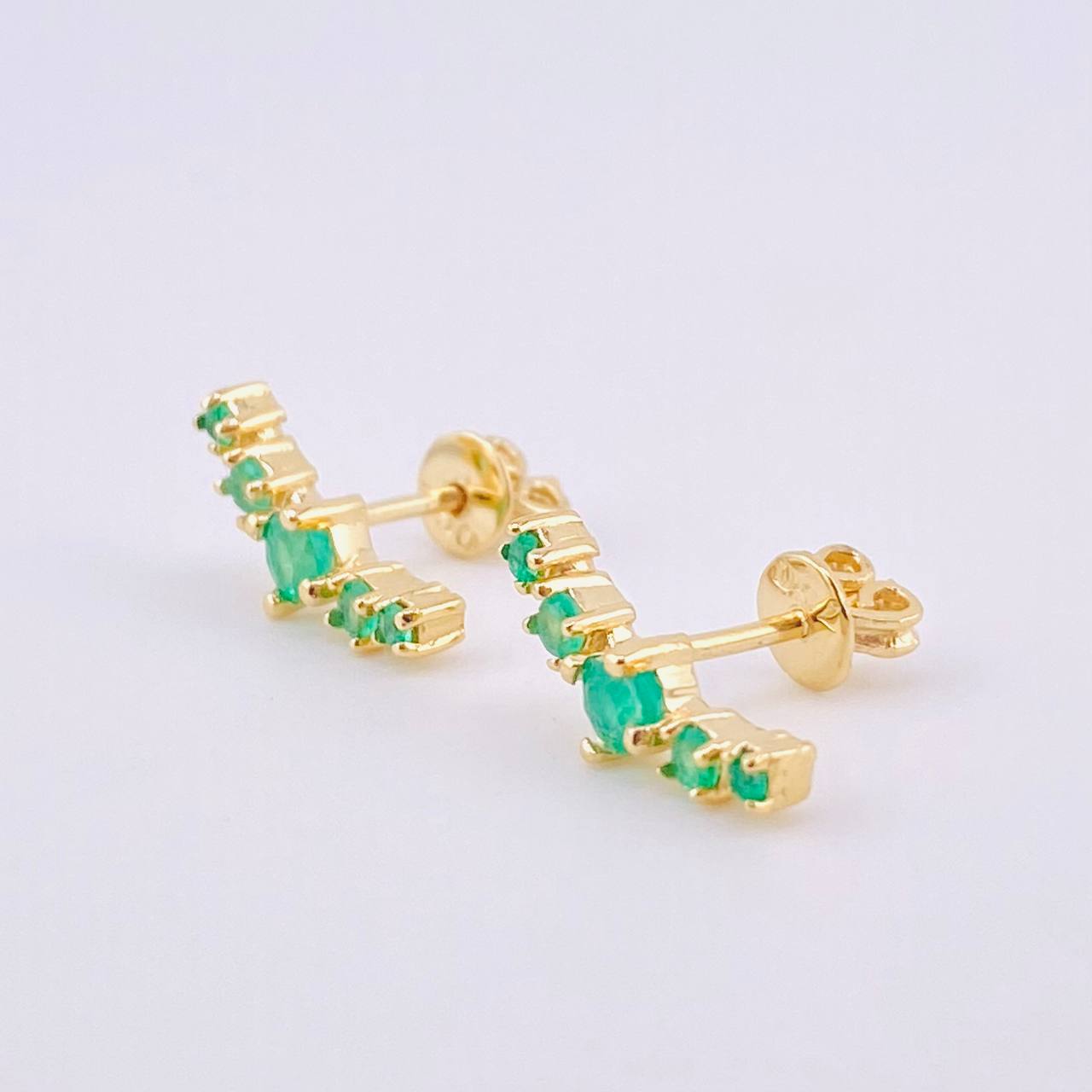 Topos Curva Solar Esmeraldas 39pts 2.2gr / 1/2 in / Oro Amarillo 18K ©