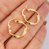 Milu Hoop Earrings 2.1gr / 3/4 in / 18K Gold