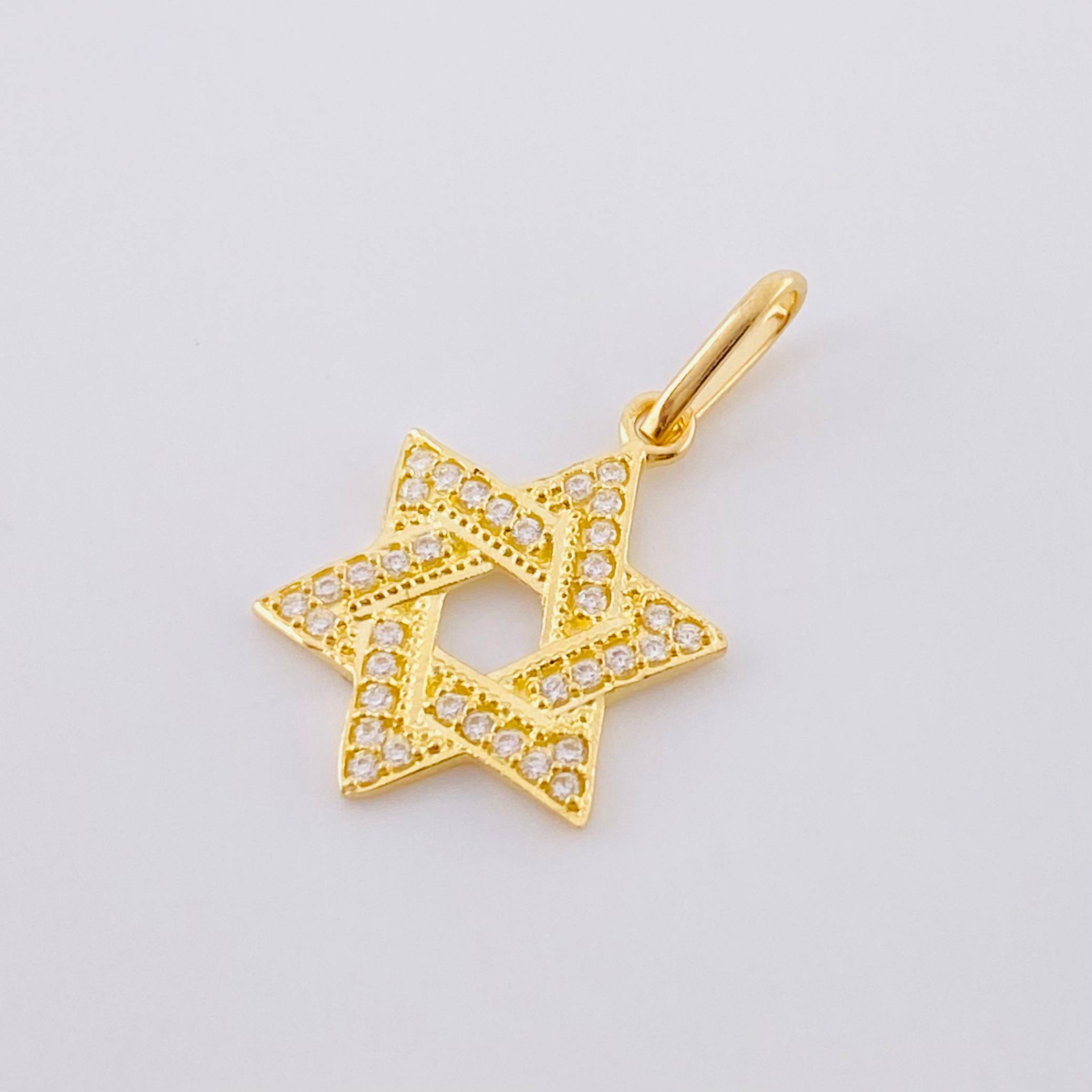 Pendant Star of David 1.1 g / 1 1/4 in 18K Yellow Gold
