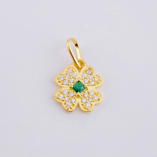 Dije Trebol 0.9 g / 1/2 in Oro Amarillo 18K