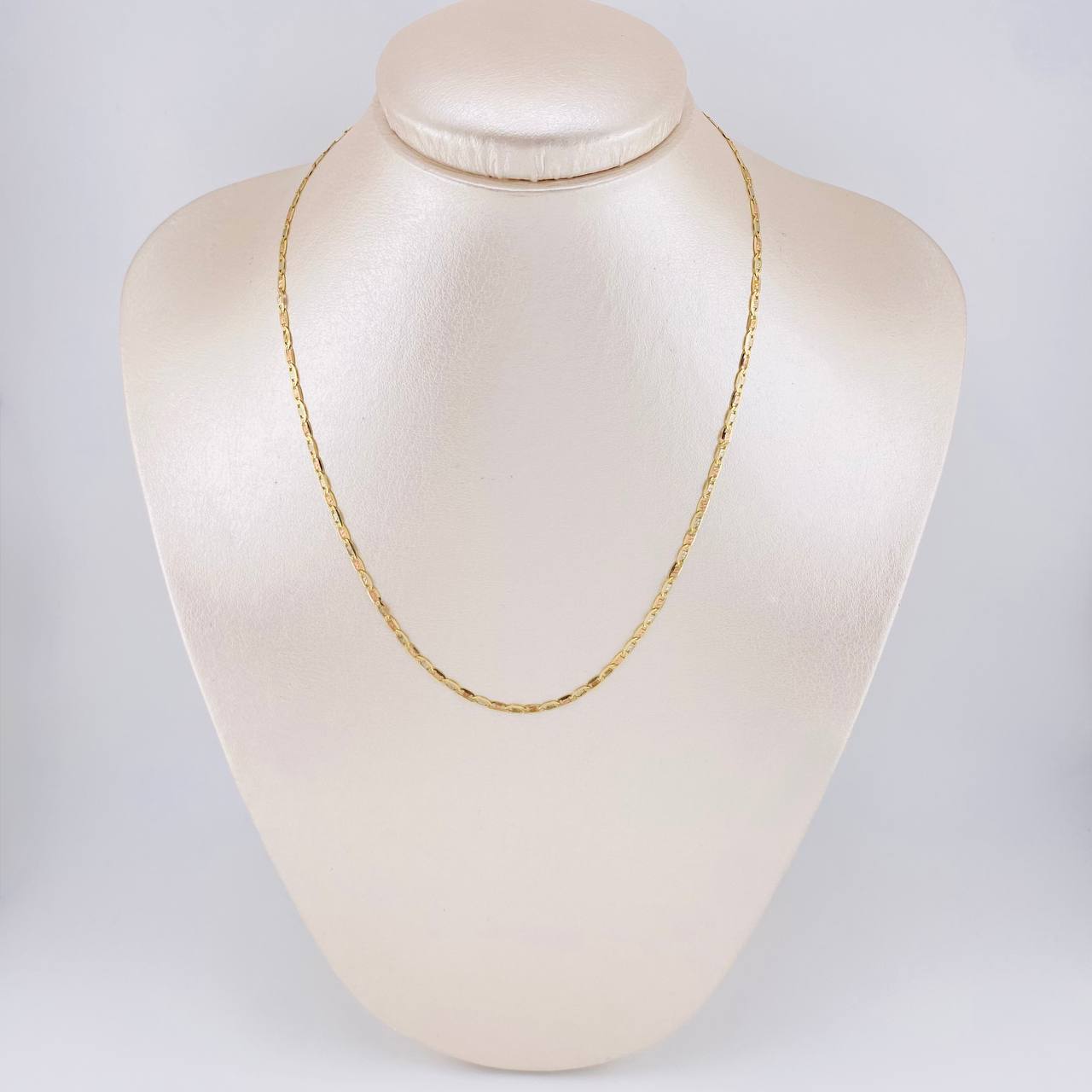 Flat Anchor Chain Diamond Cut 2.85 g / 16 1/2 in / 2.15 mm Three Golds 18K