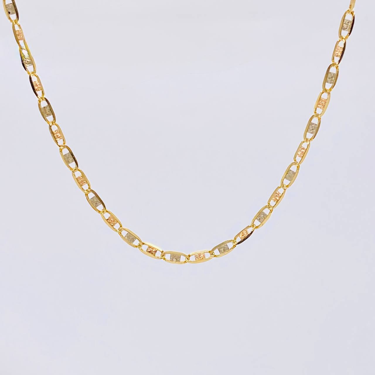 Flat Anchor Chain Diamond Cut 7 g / 24 3/4 in / 2.45 mm Three Golds 18K