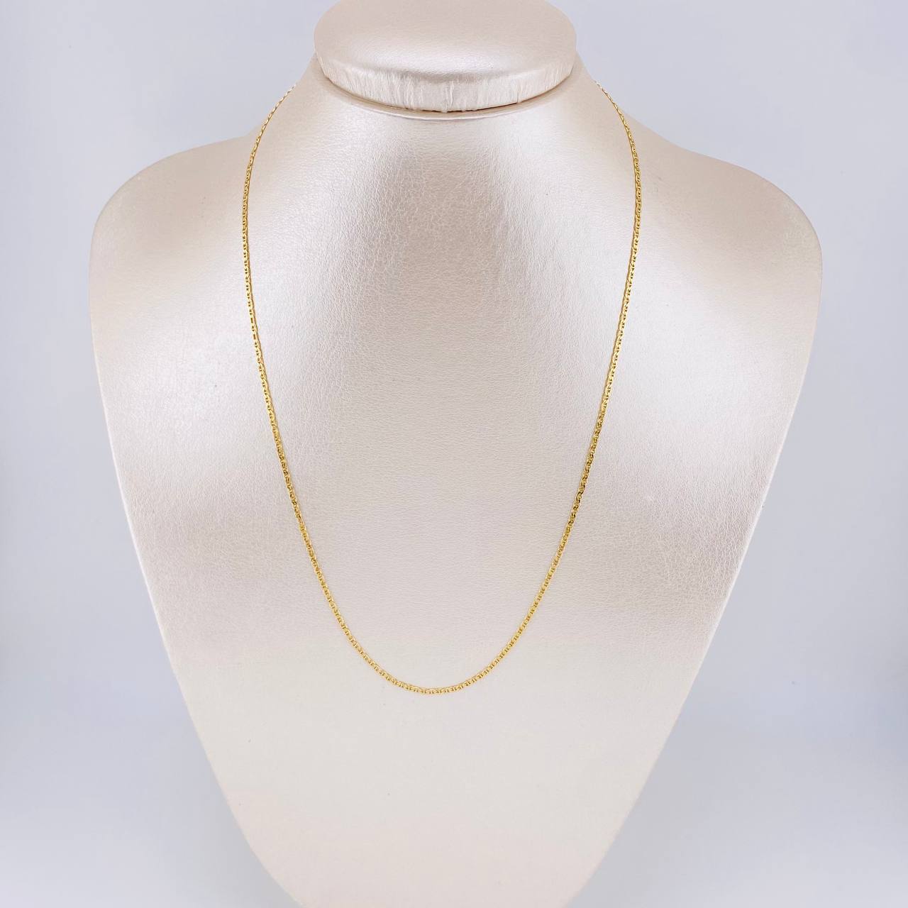 Cadena Plana 1.55 g / 17 3/4 in / 1.6 mm Oro Amarillo 18K