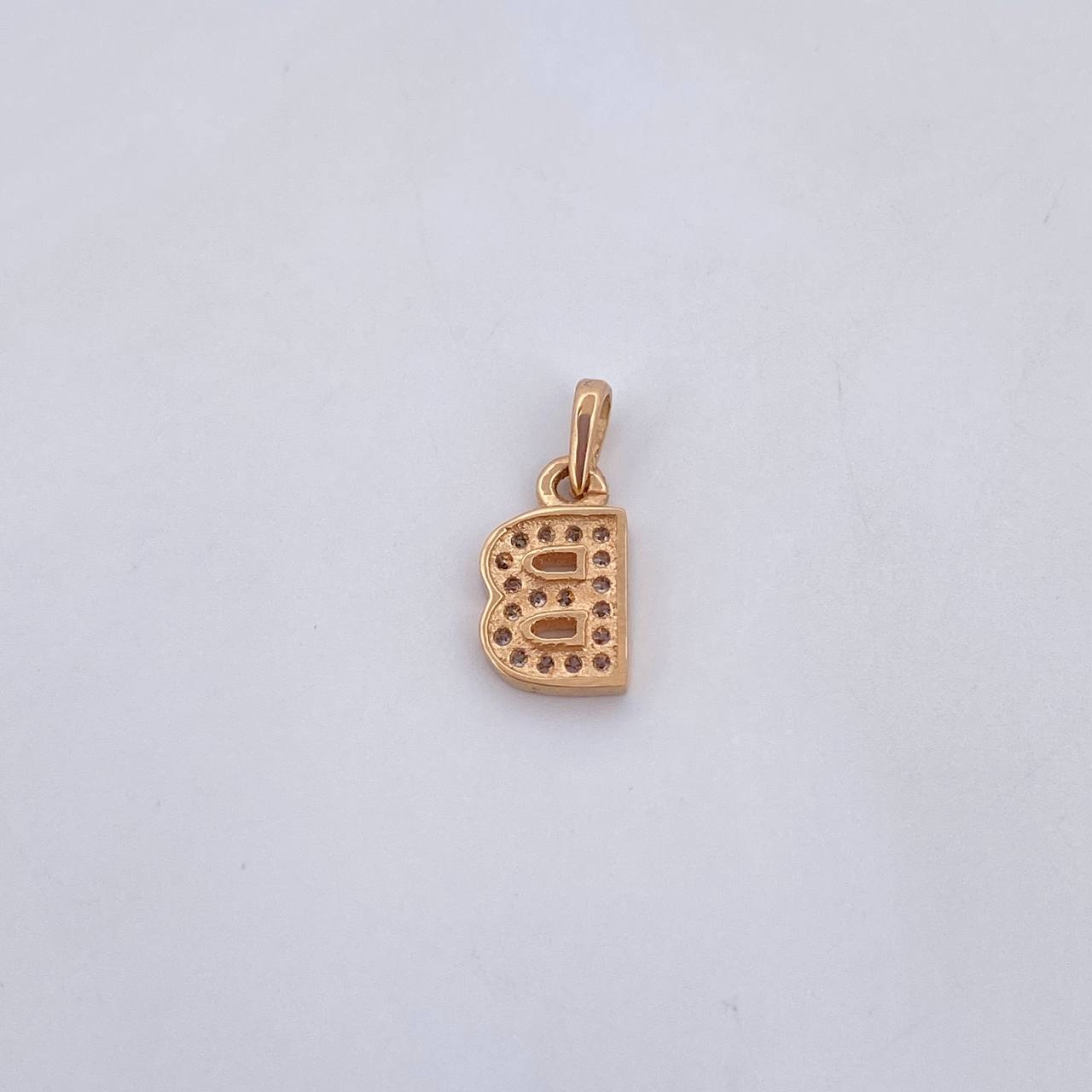 Pendant Letter B 0.95gr / 1.5cm / White Zirconia 18K Yellow Gold $