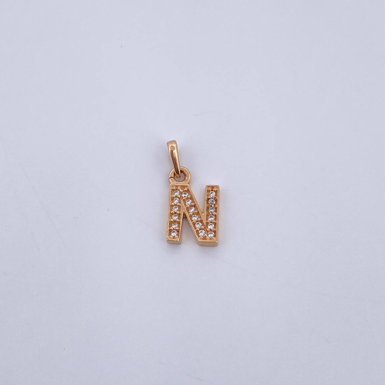Pendant Letter N 0.95gr / 1.5cm / White Zirconia 18K Yellow Gold $