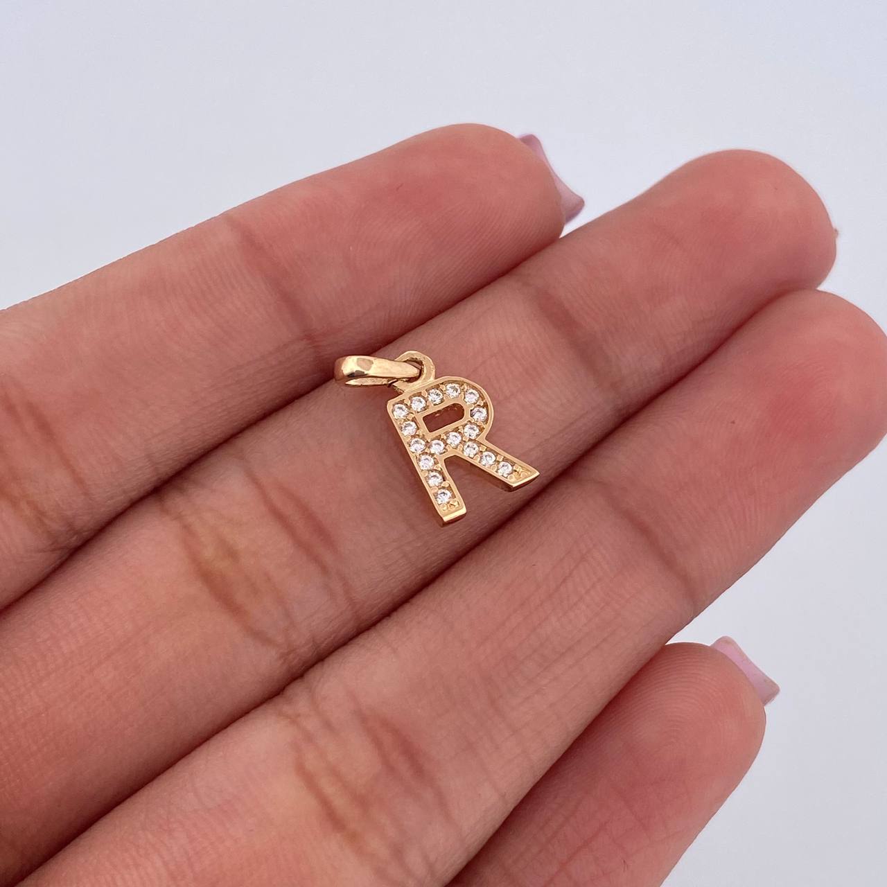 Pendant Letter R 0.7gr / 1.4cm / White Zircons 18K Yellow Gold $