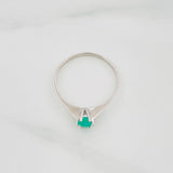 Anillo Solitario Esmeralda 23 Pts 0.95 g / T7 Plata 925