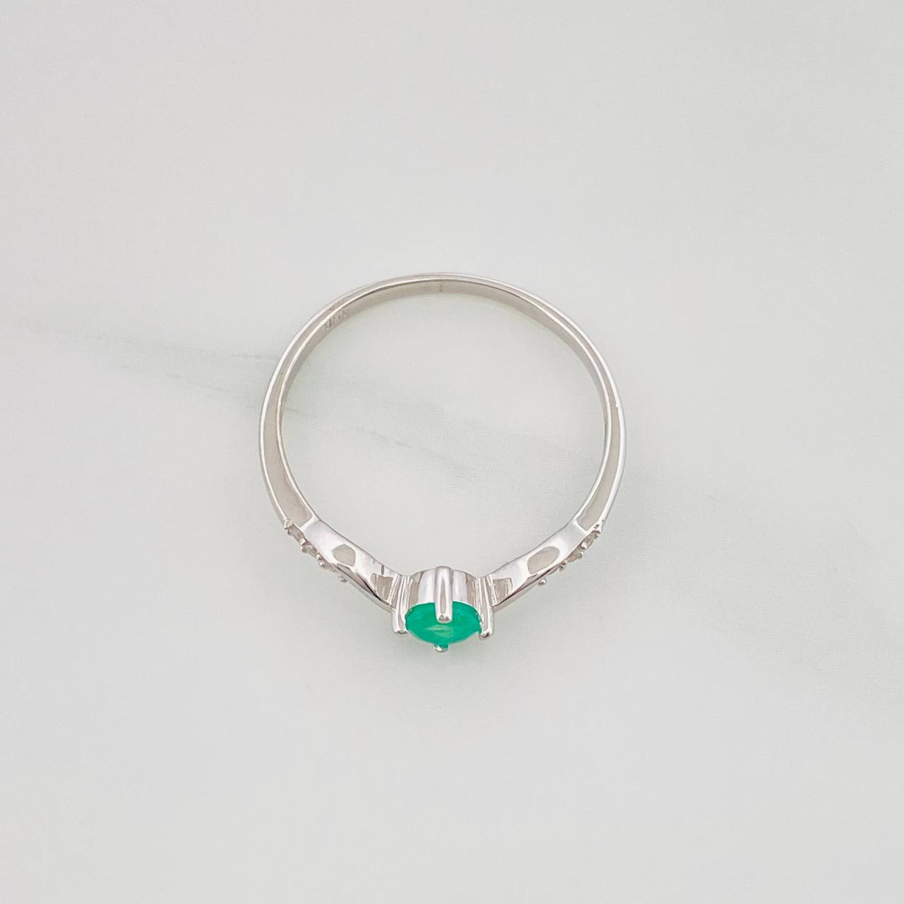 Anillo Solitario Tiara Esmeralda 20 Pts 1.2 g / T6 3/4 Plata 925