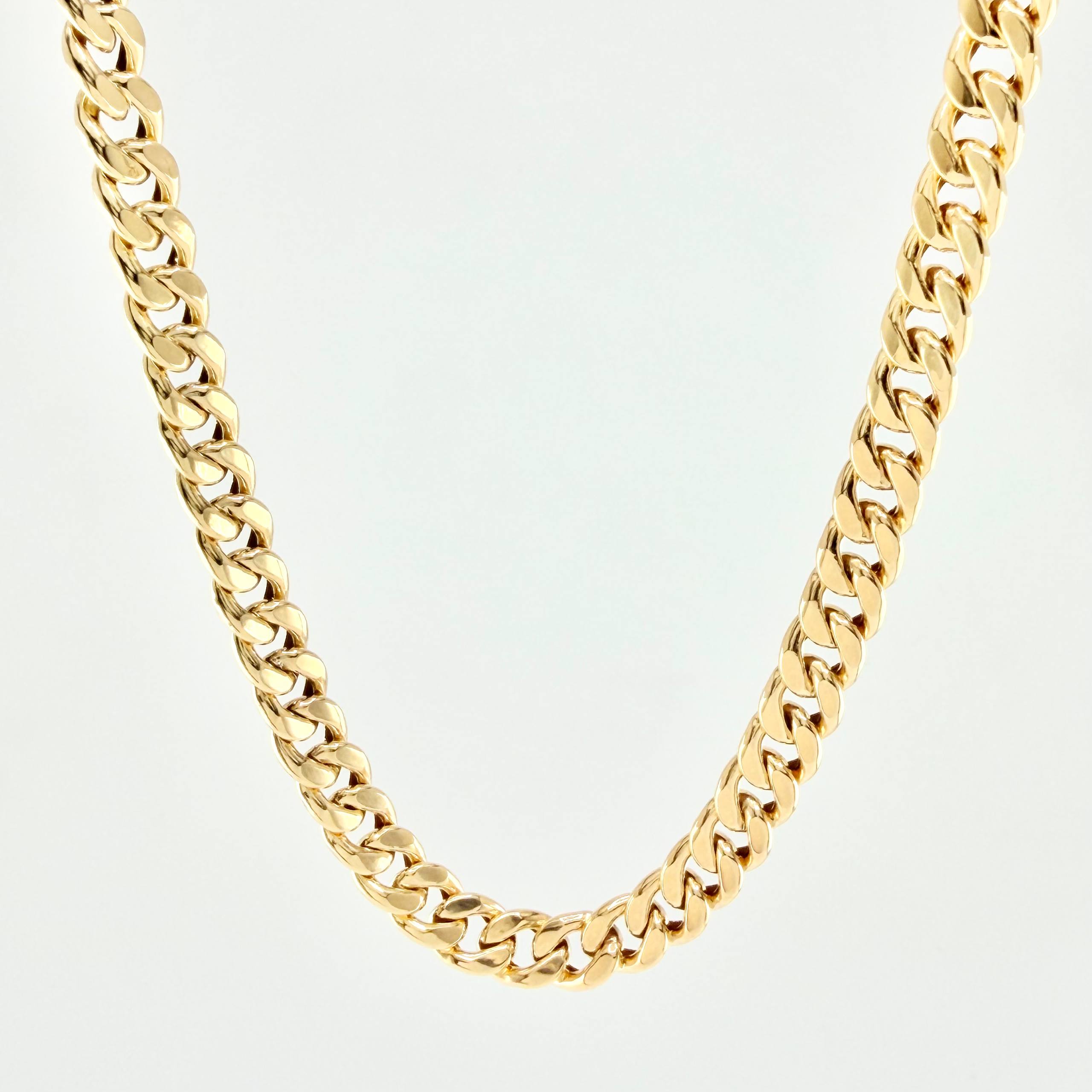 Cadena Cubana 14.1gr / 23 1/2 in / 7.25mm Oro Amarillo +1 18K *