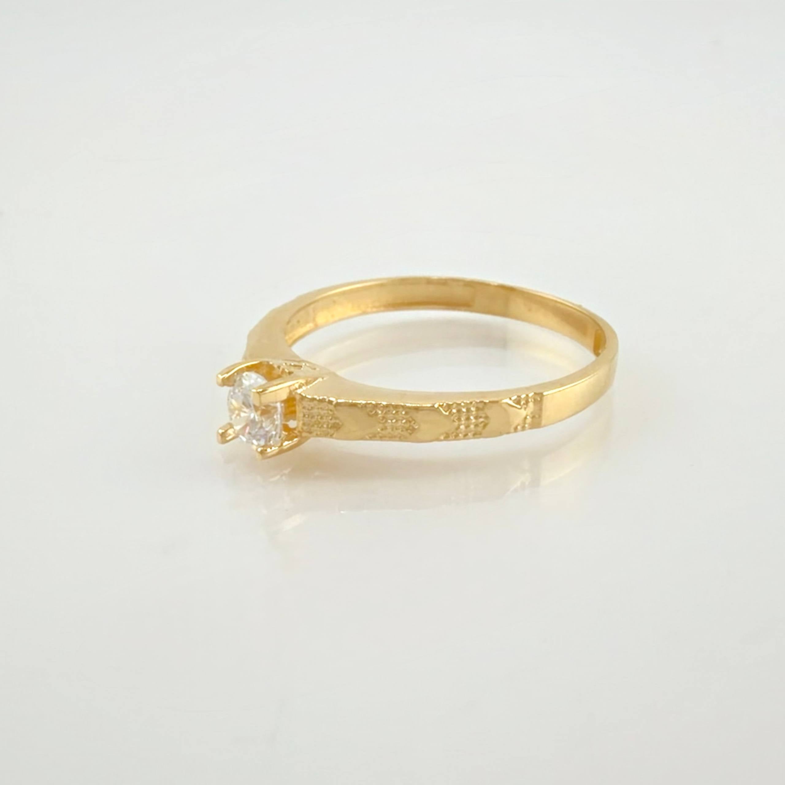 Solitaire Hearts Ring 1.6gr / T6 1/4 / 18K Yellow Gold *