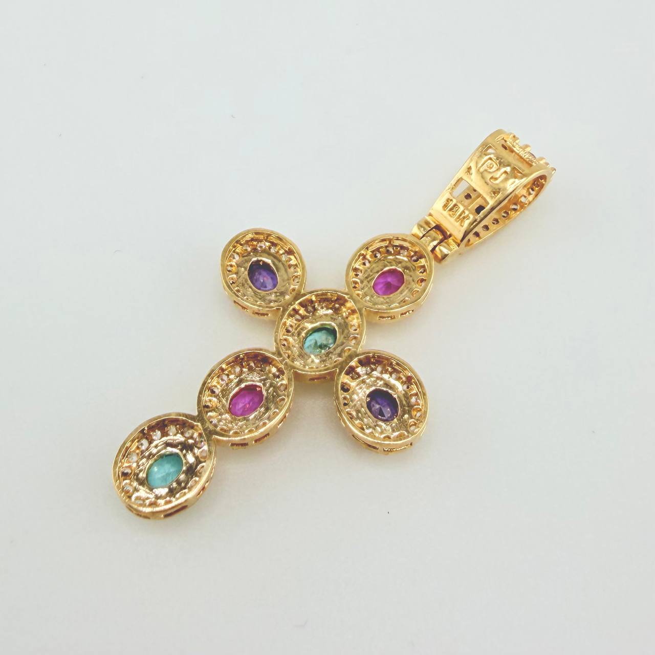 Solid Cross Pendant 5.8gr / 1 3/4 in / Yellow Gold 18K