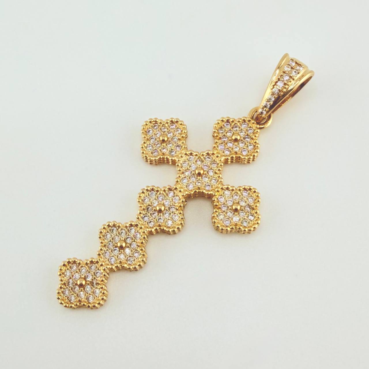 Dije Cruz Trebol 6.25gr / 2 in / Oro Amarillo 18K