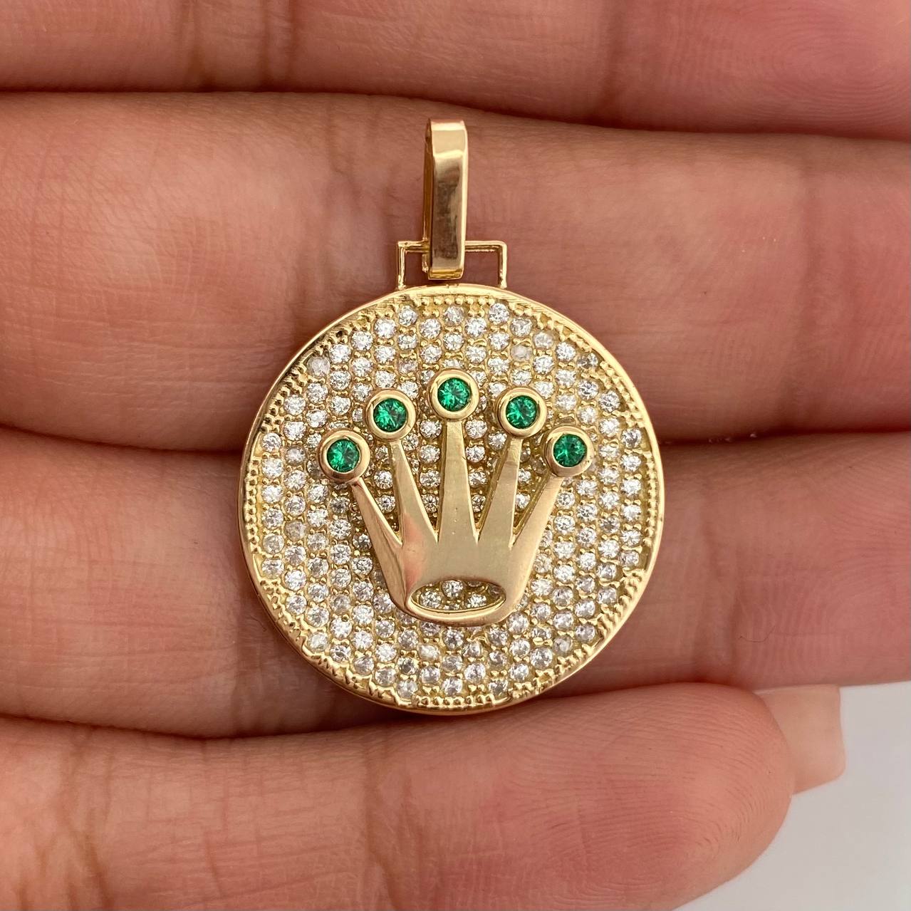 Crown Pendant 3.85gr / 1 1/4 in / Yellow Gold 18K %
