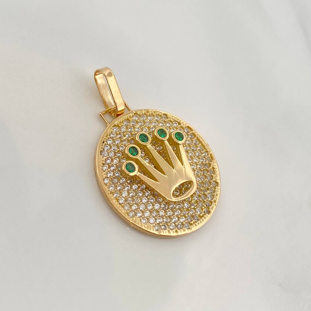 Crown Pendant 3.85gr / 1 1/4 in / Yellow Gold 18K %