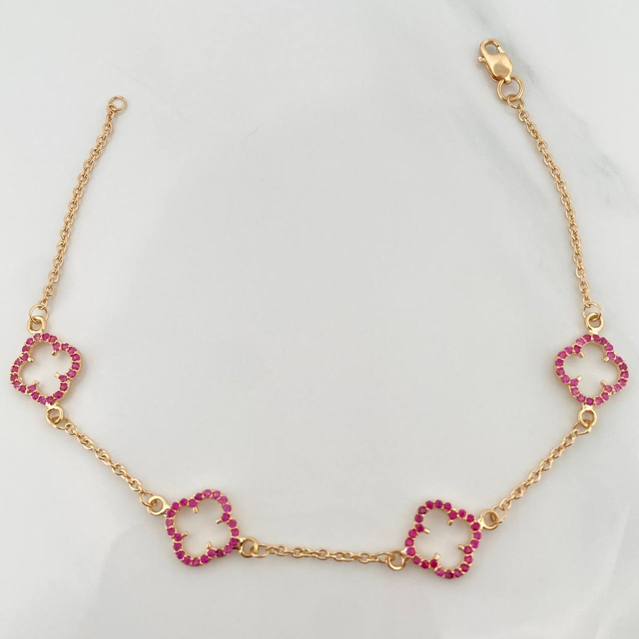 Pulso Trebol Aro Seguido 3.6gr / 7 3/4 in / 1mm Oro Amarillo Nac.Esp. 18K $