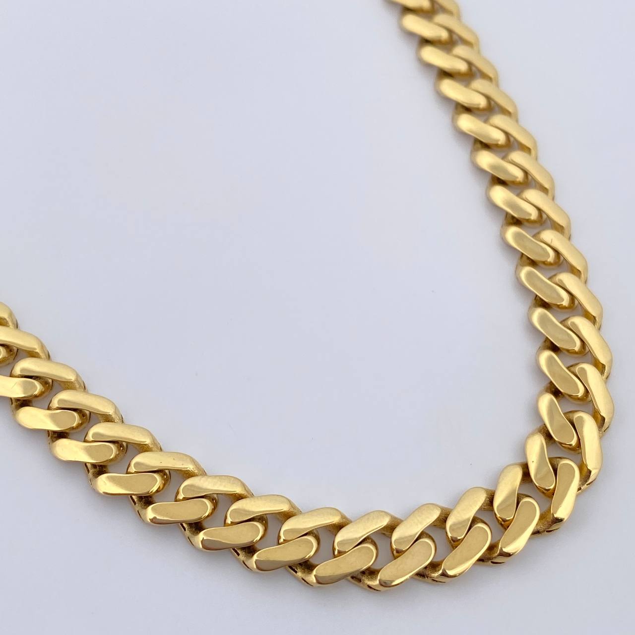 Cadena Cubana Monaco 24.2gr / 23 1/2 in / Oro Amarillo +4 18K !