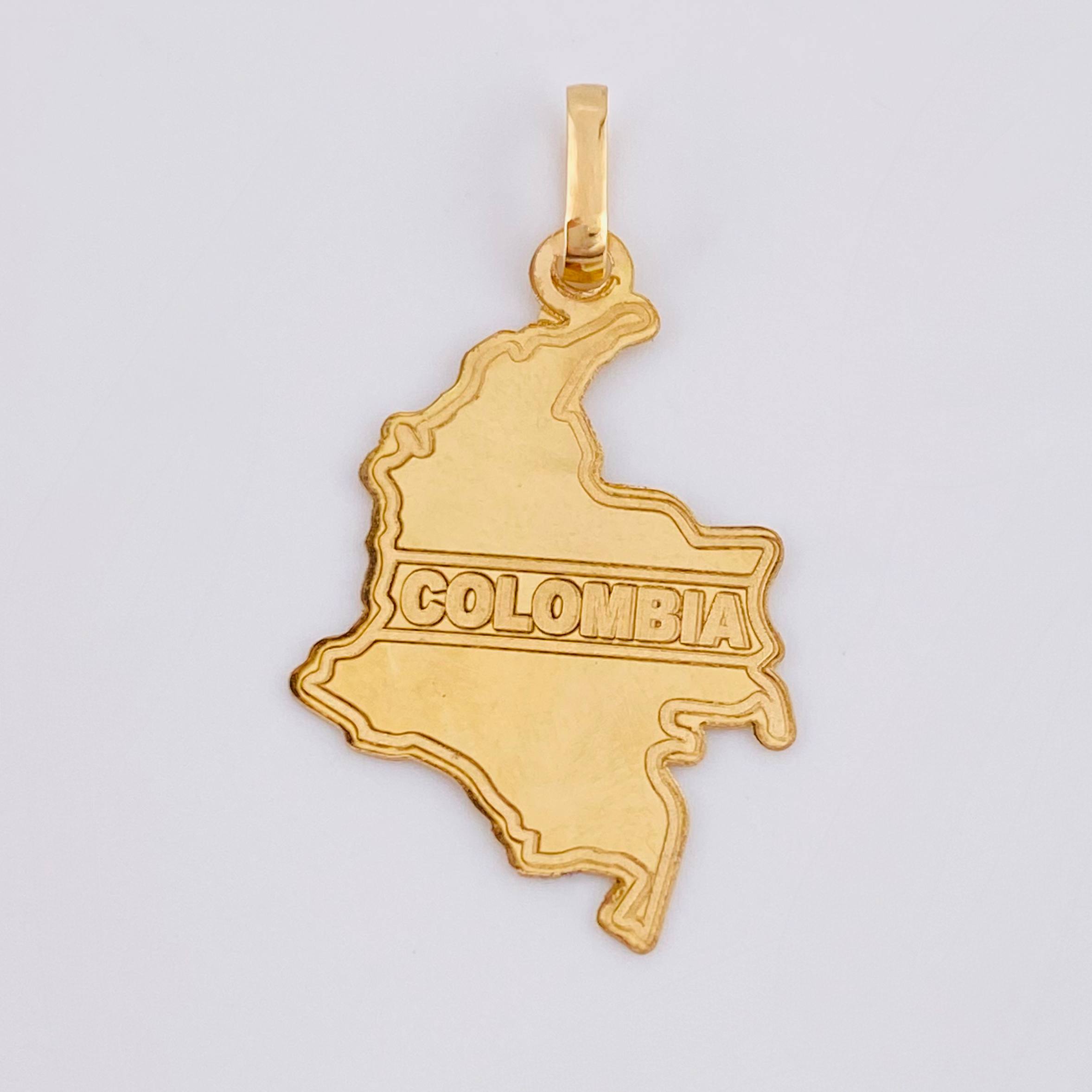 Colombia Map Pendant 1gr / 1 1/4 in / 18K Yellow Gold *